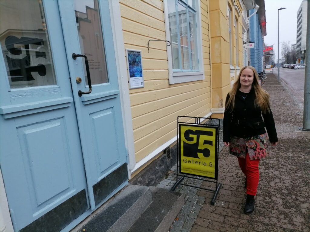 Oulun taiteilijaseura -63 ry:n toiminnanjohtaja Satu Alajoki
