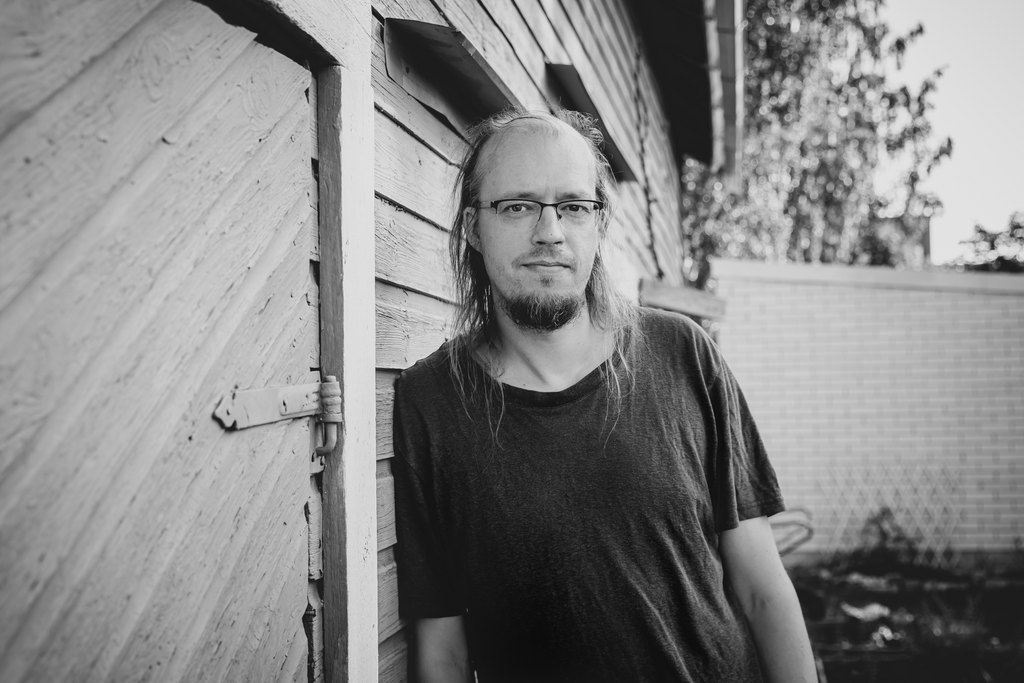 Veikko Leinonen, tuottaja, teatteriohjaaja, esiintyjä.